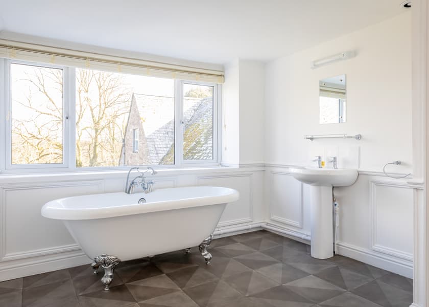 Butlers Quarters Apartment - Hengar Manor Country Park, St Tudy, Bodmin