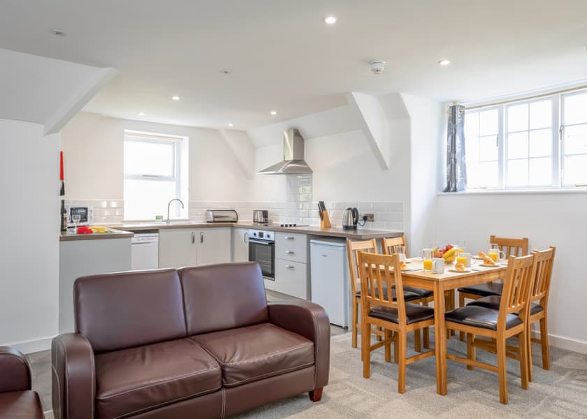 Maids Retreat Apartment - Hengar Manor Country Park, St Tudy, Bodmin