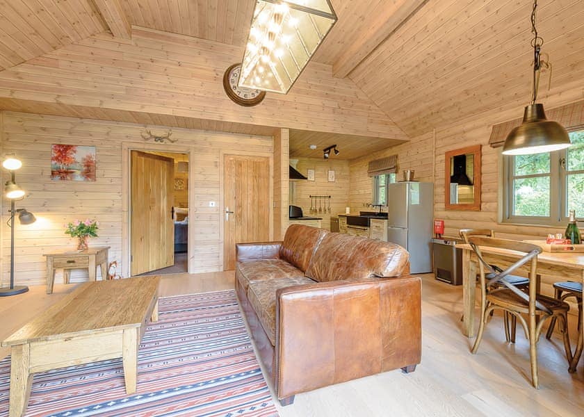 Drake’s Lodge - Henlle Hall Woodland Lodges, Henlle, Nr Oswestry