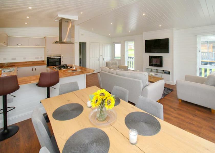 Bassetts - Warren Lodges, Woodham Walter, Maldon