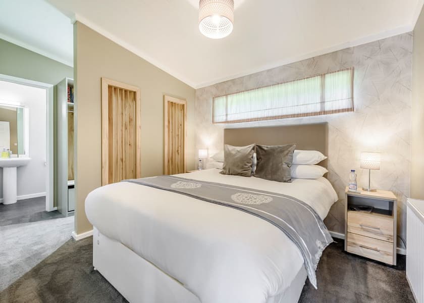 The Harrington Lodge - Herons Brook Retreat Lodges, Narberth, Nr Tenby