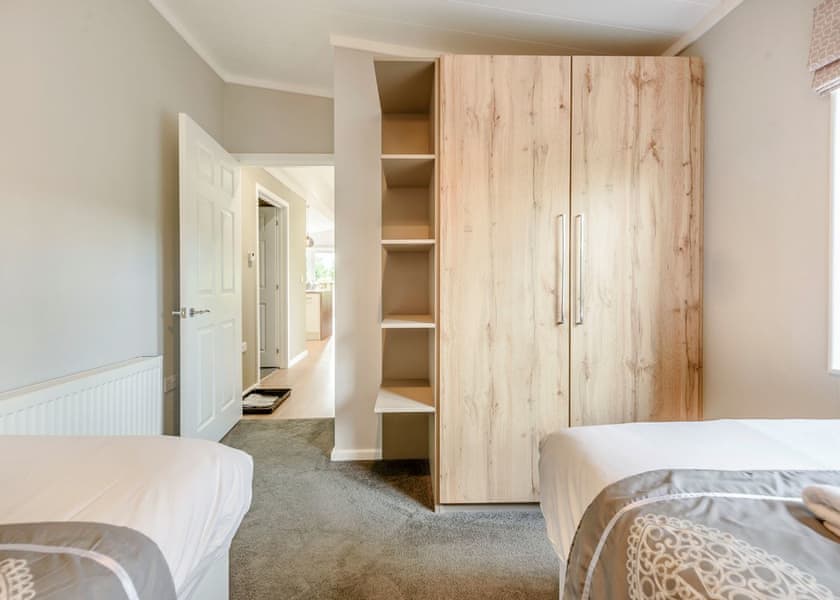 The Harrington Lodge - Herons Brook Retreat Lodges, Narberth, Nr Tenby