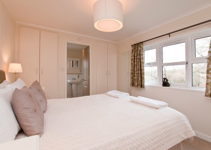 Hornbeam Lodge 5 - Herons Brook Retreat Lodges, Narberth, Nr Tenby