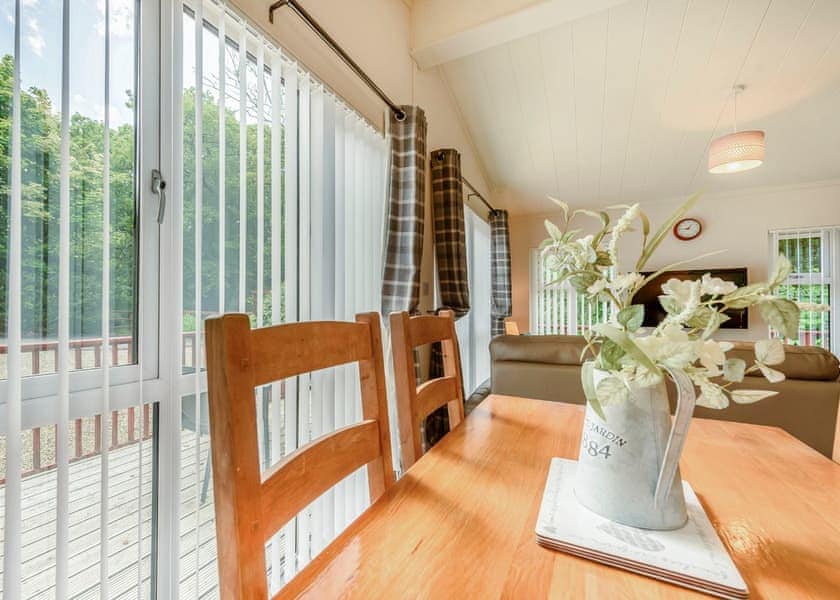 Hornbeam Lodge 2 - Herons Brook Retreat Lodges, Narberth, Nr Tenby