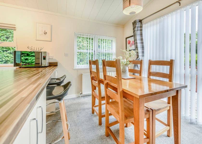 Hornbeam Lodge 2 - Herons Brook Retreat Lodges, Narberth, Nr Tenby