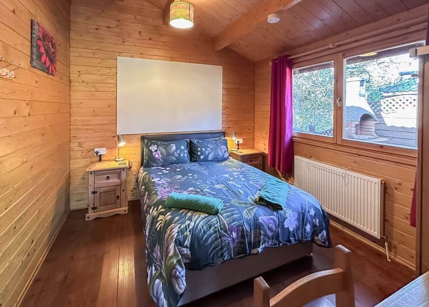 Jay - Heronstone Lodges, Brecon Beacons National Park,