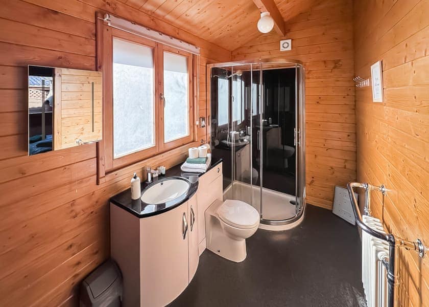 Jay - Heronstone Lodges, Brecon Beacons National Park,