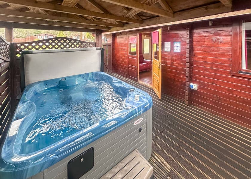 Pheasant Lodge - Heronstone Lodges, Brecon Beacons National Park, 