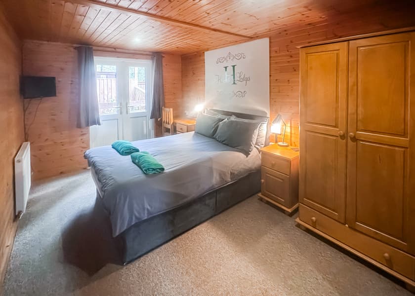 Heron - Heronstone Lodges, Brecon Beacons National Park,