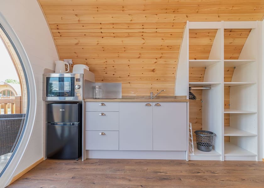 High Farm Deluxe Pod - High Farm Holiday Park, Beverley