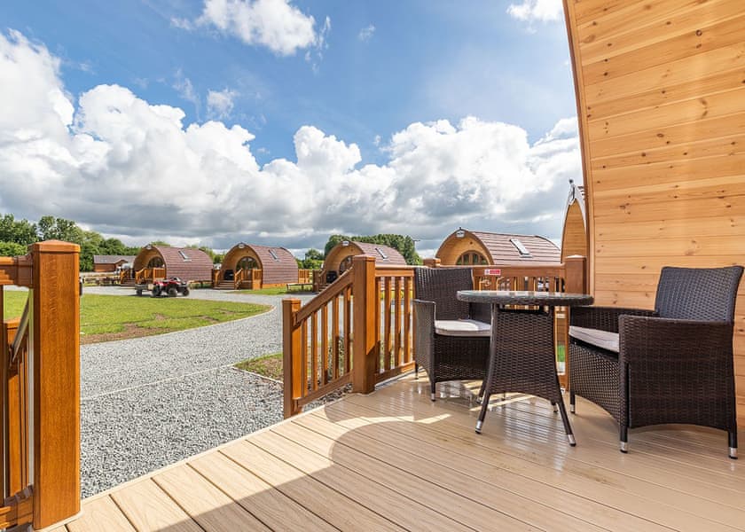 High Farm Deluxe Pod (Pet) - High Farm Holiday Park, Beverley