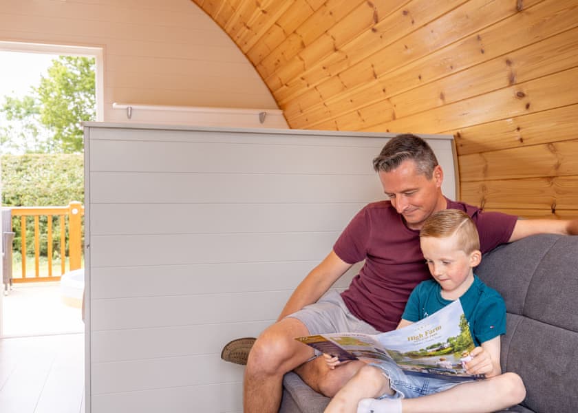 High Farm Deluxe Pod (Pet) - High Farm Holiday Park, Beverley