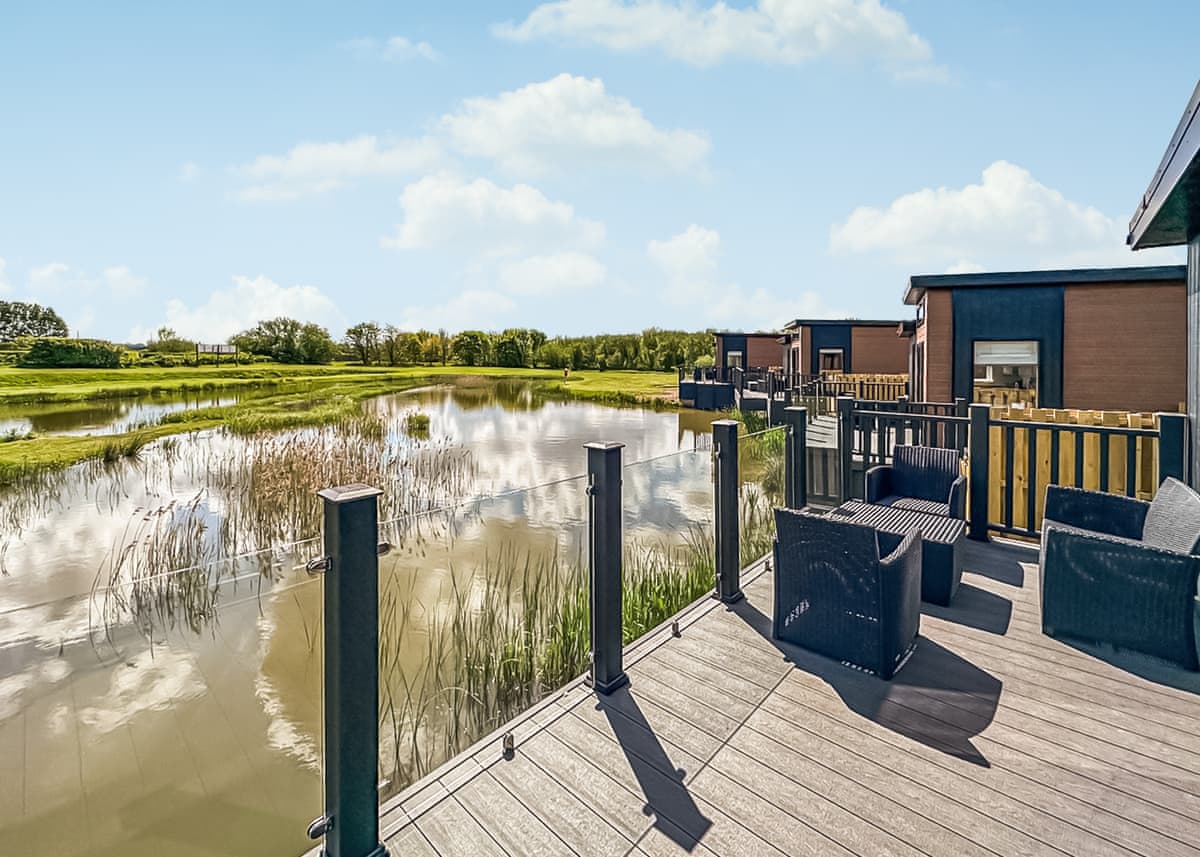 Waterside Hambleton Lakeside Lodges - Holiday lodge in North West England - Image 3