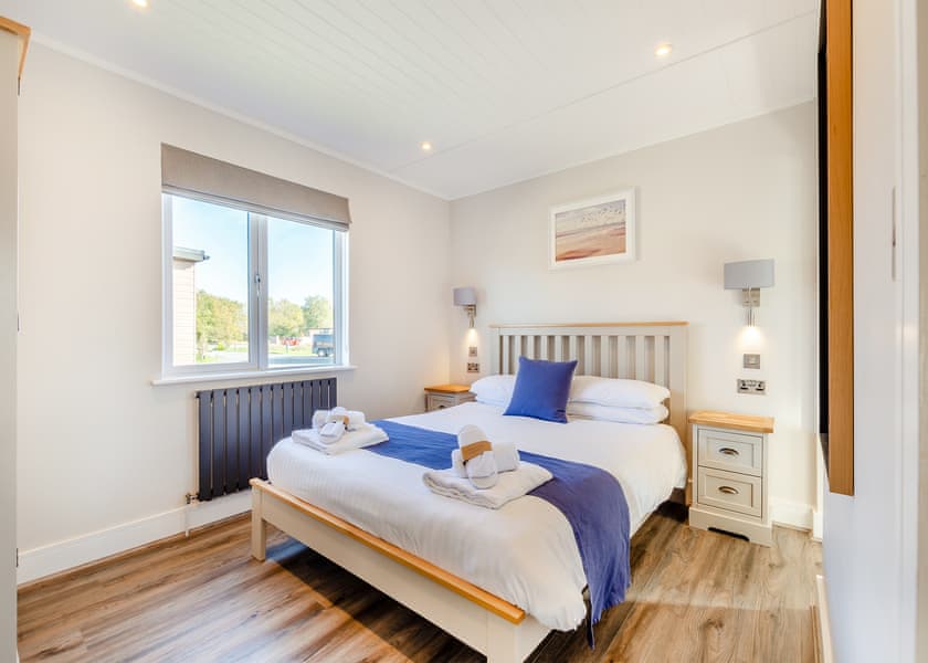 Lakeside Retreat VIP - Waterside Hambleton Lakeside Lodges, Poulton-Le-Fylde