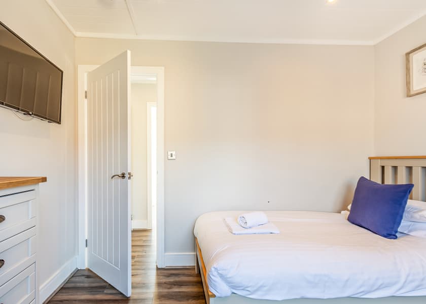 Lakeside Retreat VIP - Waterside Hambleton Lakeside Lodges, Poulton-Le-Fylde