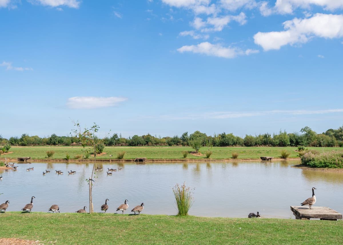 Home Farm Park Luxury Barns - Holiday Lodge in Central England - Image 2