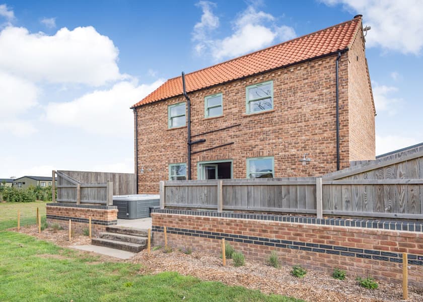 The Farmhouse - Home Farm Park Luxury Barns, Burgh le Marsh