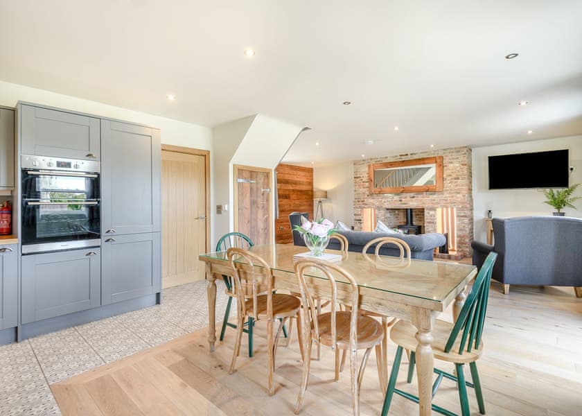 The Farmhouse - Home Farm Park Luxury Barns, Burgh le Marsh