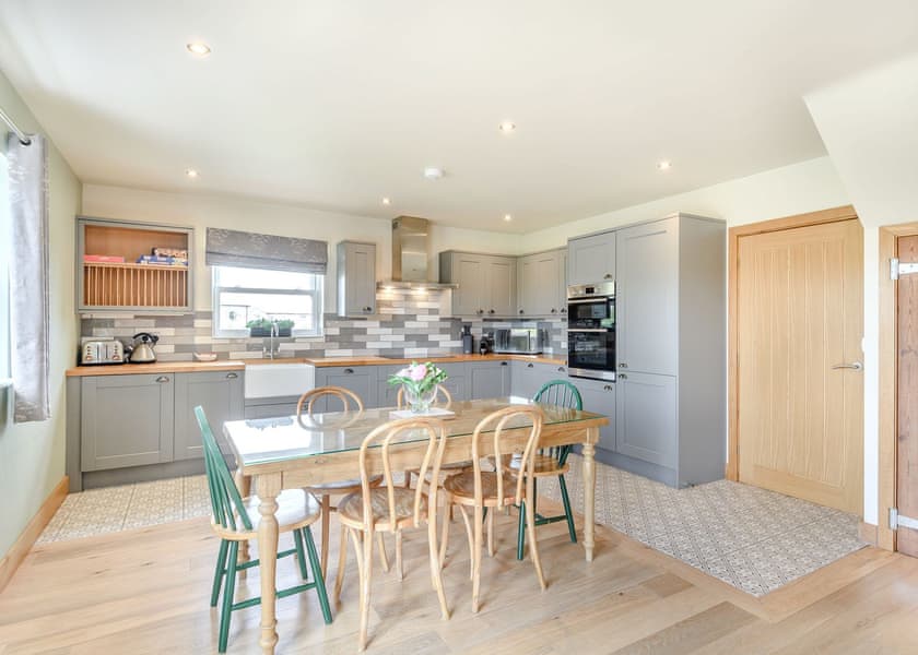 The Farmhouse - Home Farm Park Luxury Barns, Burgh le Marsh