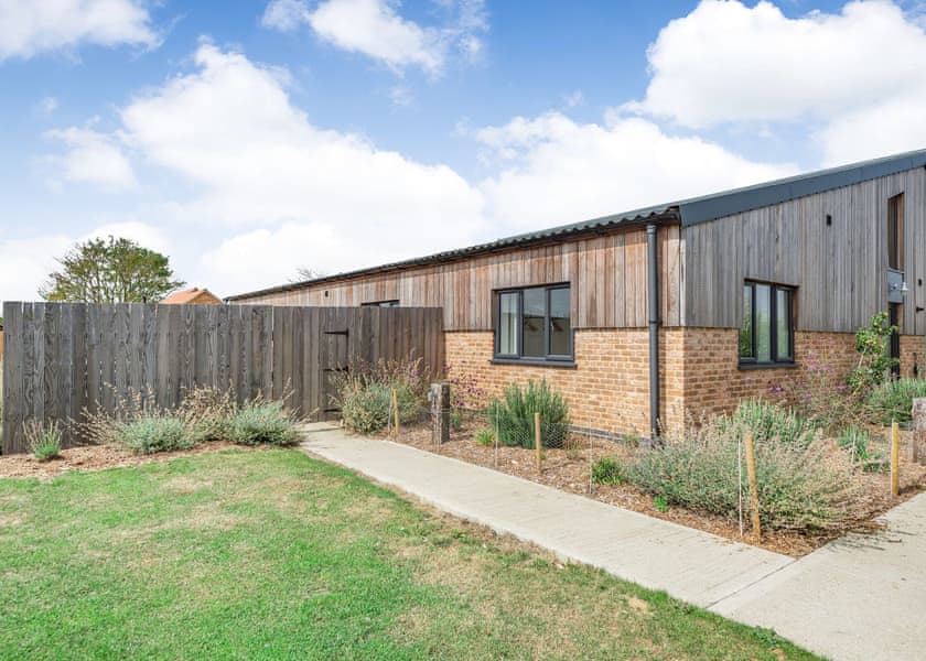 Lavender - Home Farm Park Luxury Barns, Burgh le Marsh