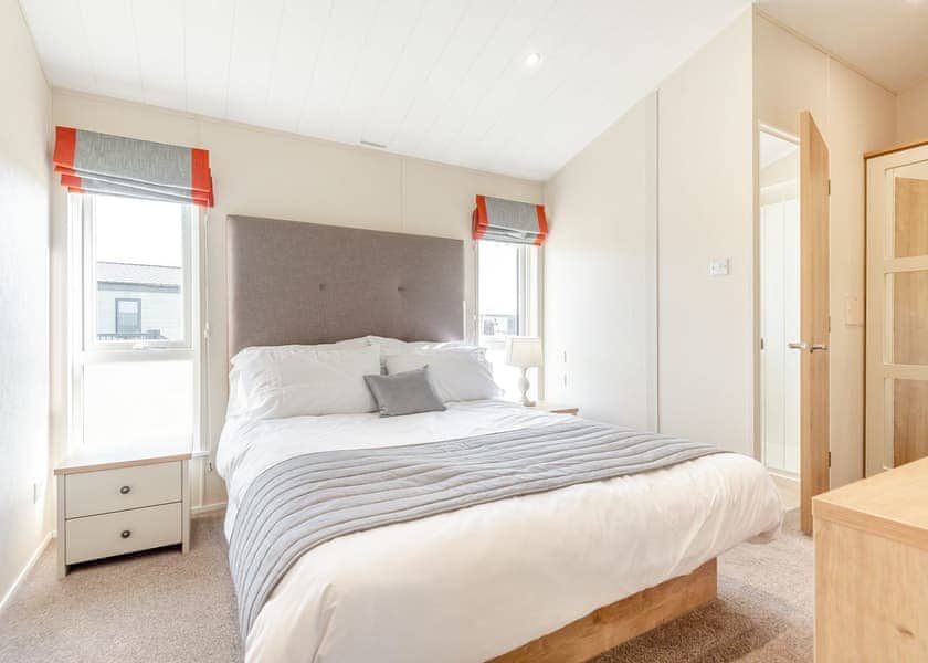 Bluebell VIP - Home Farm Park Lakeside Retreat, Burgh le Marsh
