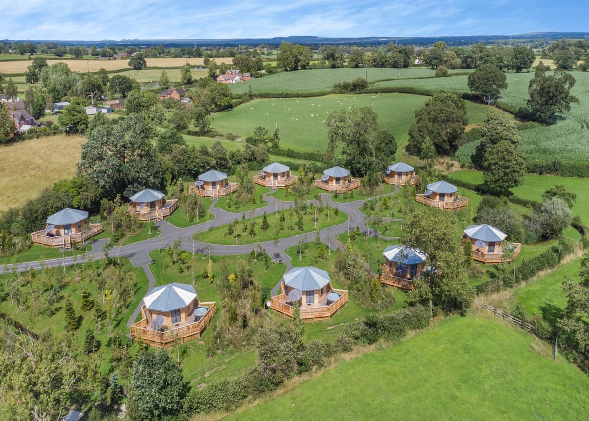 Hidden Firs - Holiday lodge in Central England - Image 2