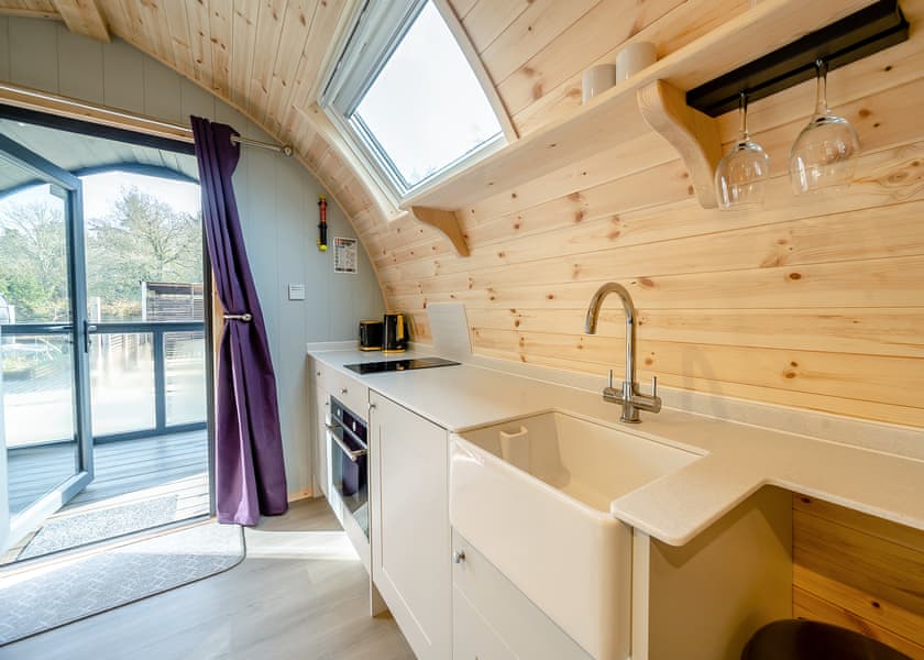 Hare Lodge - Hill Farm Retreat, Wangford, near Southwold