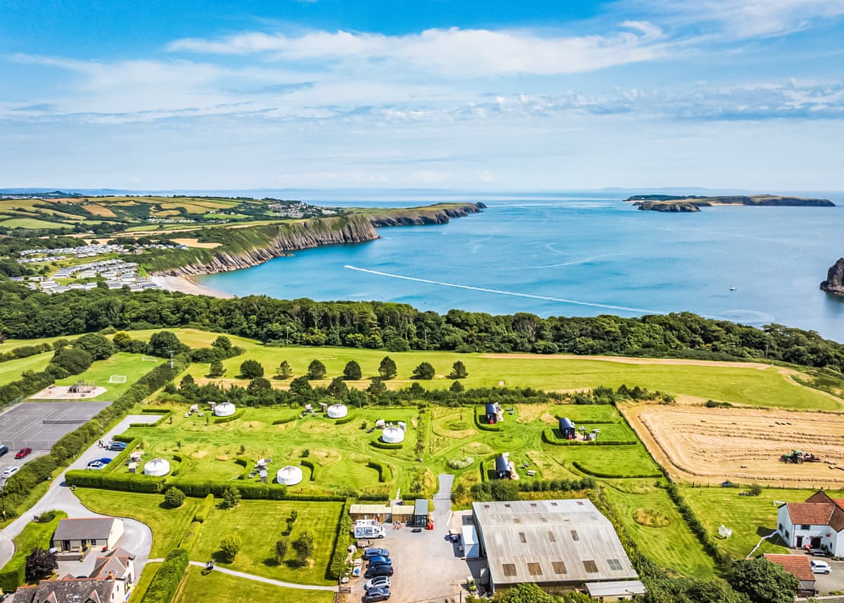 Headland Escape Glamping - Holiday lodge in South Wales - Image 1