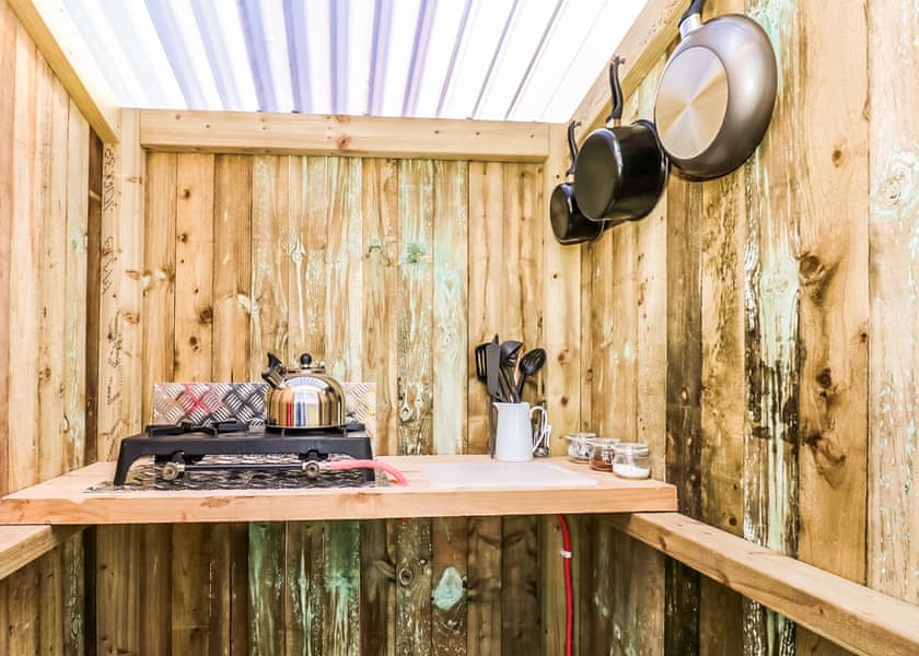 Bluebell - Headland Escape Glamping, Tenby