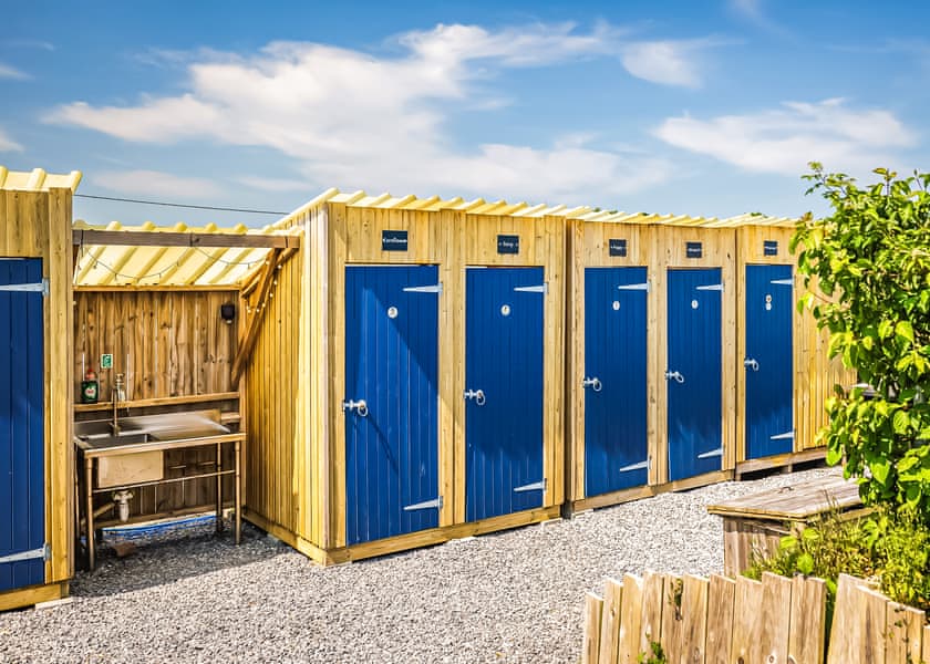 Daisy - Headland Escape Glamping, Tenby