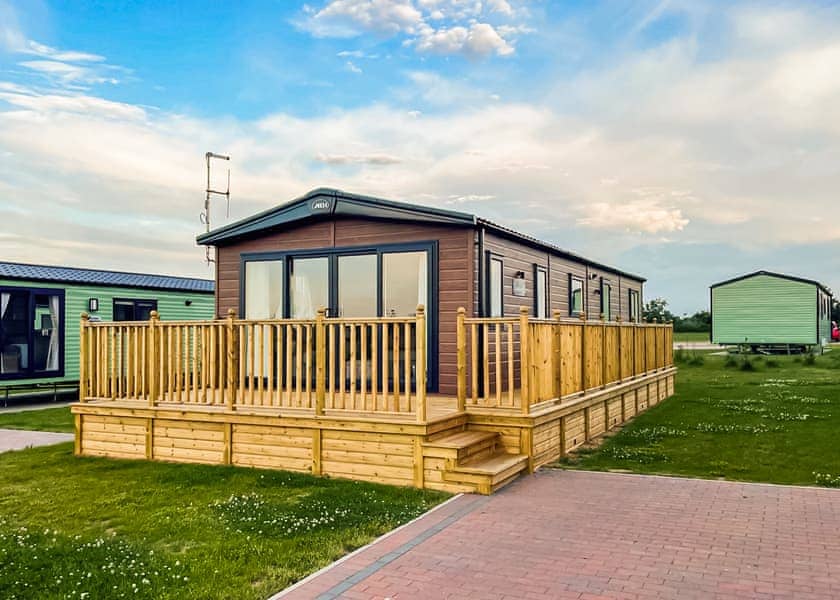 The Kendall Lodge - Holderness Country Park, Tunstall, Nr Hull
