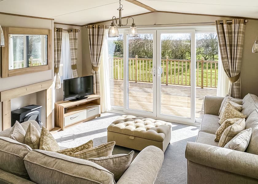 The Amy Johnson Lodge - Holderness Country Park, Tunstall, Nr Hull