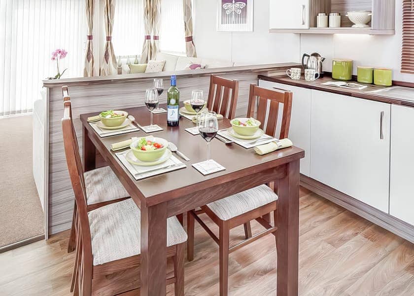 Silver 2 Bedroom Lodge Hot Tub (Pet) - Holiday Resort Unity, Brean Sands 