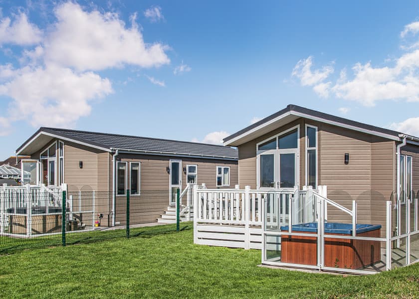 Platinum 2 Bedroom Lodge Hot Tub - Unity Beach, Brean Sands 