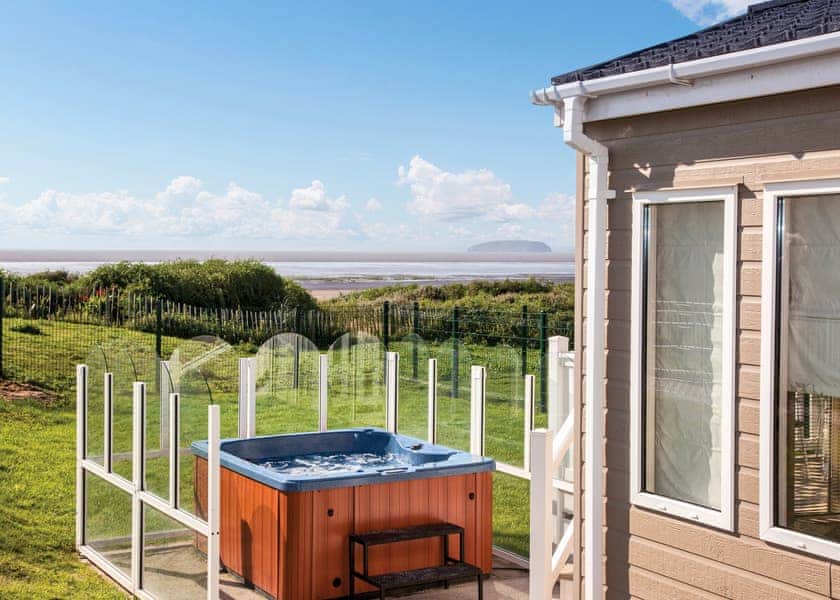 Platinum 2 Bedroom Lodge Hot Tub - Holiday Resort Unity, Brean Sands
