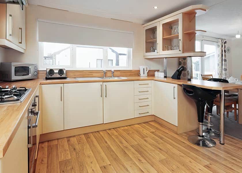 Bronze 2 Bedroom Lodge - Holiday Resort Unity, Brean Sands 