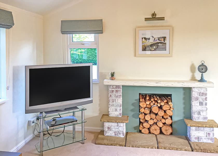 Holly Lodge