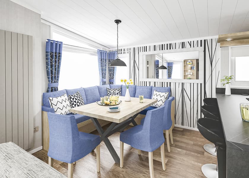 Luxury 2 bed Hot Tub Lodge (Pet) - Hunters Quay, Hunters Quay, Argyll