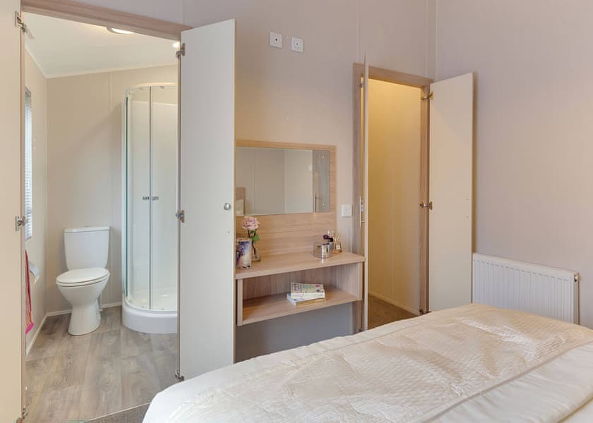 Superior Oak Lodge (Sleeps 6, Dog Friendly) - Heather View Holiday Park, Stanhope, Co Durham