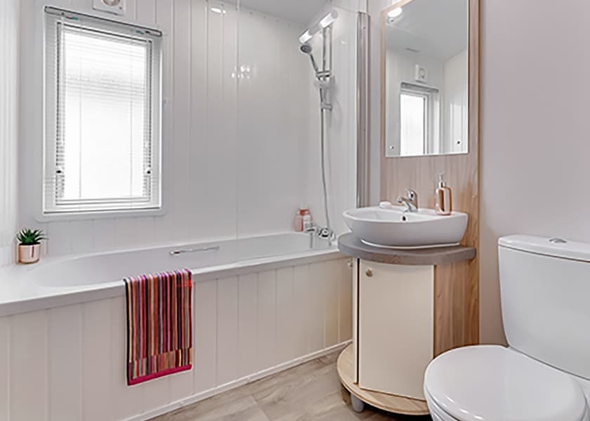 Superior Oak Lodge (Sleeps 6, Dog Friendly) - Heather View Holiday Park, Stanhope, Co Durham