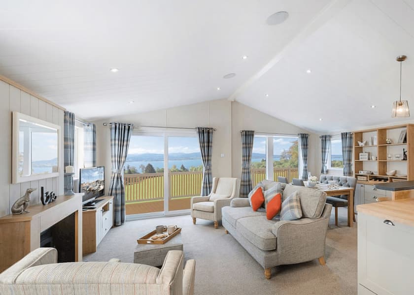 Superior Oak Lodge with Hot Tub (Sleeps 4, Pet) - Heather View Holiday Park, Stanhope, Co Durham
