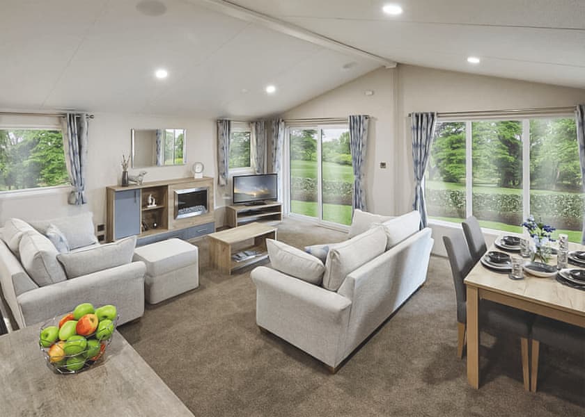 Superior Oak Lodge with Hot Tub (Sleeps 6) - Heather View Holiday Park, Stanhope, Co Durham