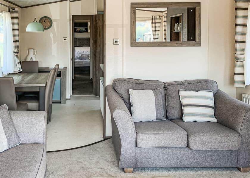 Superior Caravan Hot Tub 4 - Holmans Wood, Chudleigh