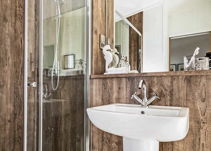 Superior Lodge Hot Tub 6 - Holmans Wood, Chudleigh