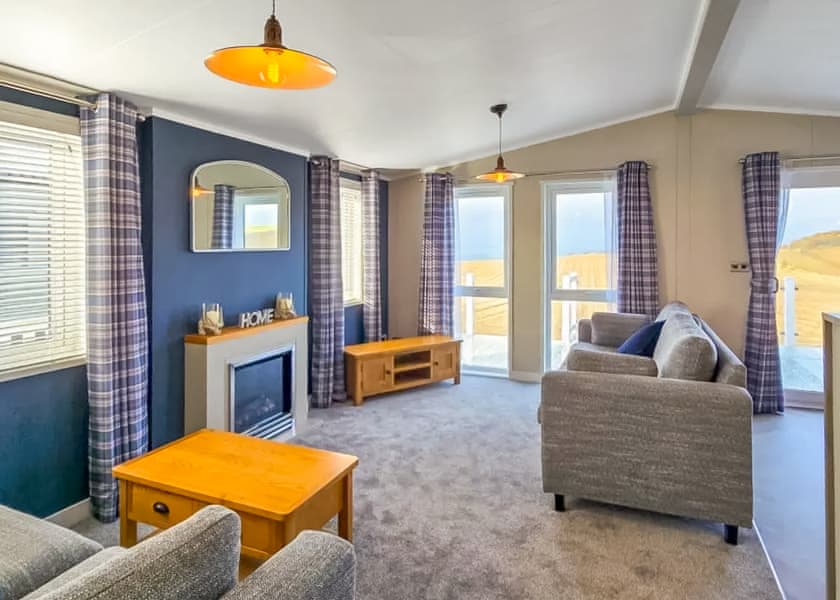 Jura Premier Lodge with Hot Tub - Heads of Ayr Holiday Park, Ayr