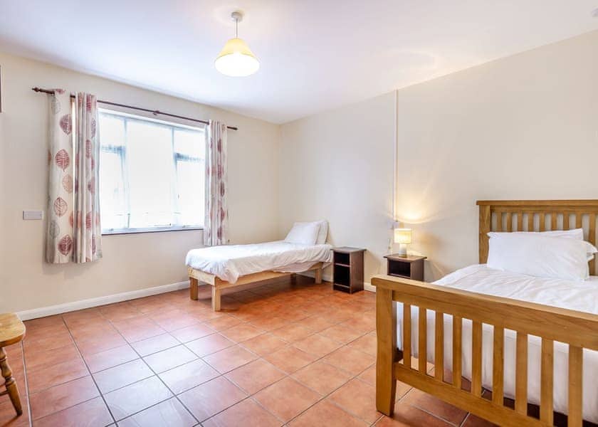 Disabled Holiday Bungalow - Ingoldale Holiday Park, Ingoldmells