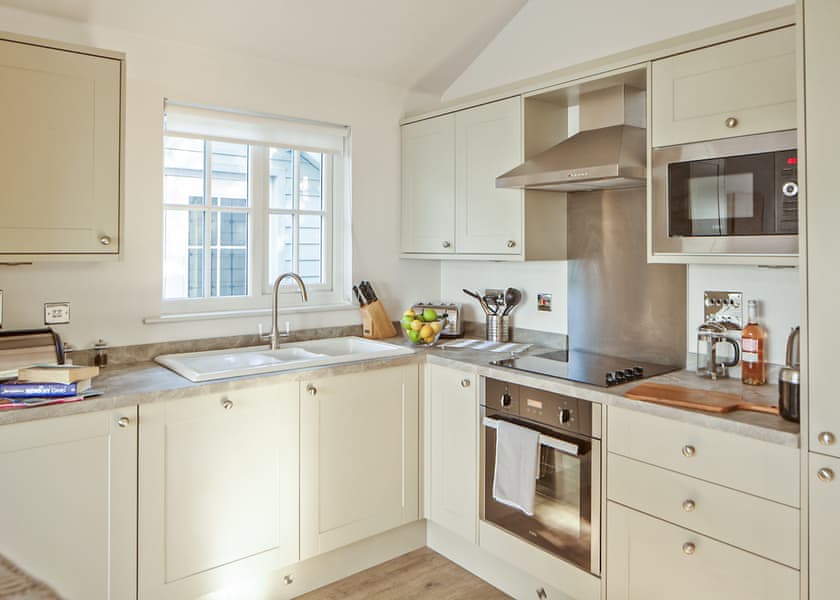 Typical | Beach Lodge 4 Berth - The Bay Colwell, Freshwater, Colwell Bay