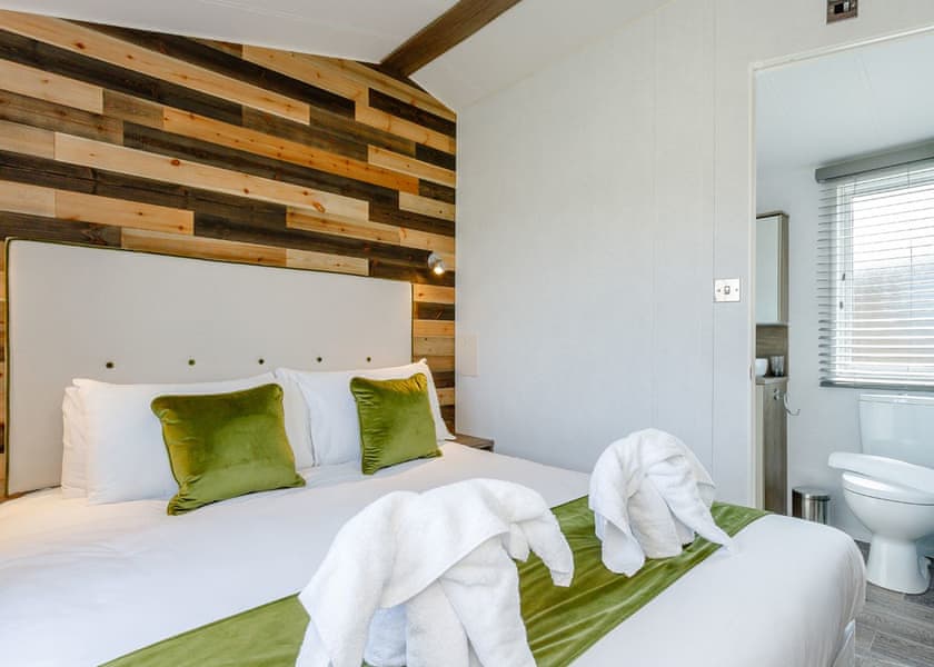 Alford Spa - Kenwick Woods, Louth, Lincolnshire Wolds