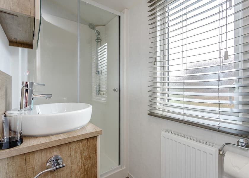 Alford Spa - Kenwick Woods, Louth, Lincolnshire Wolds