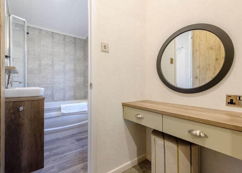 Elsham Lodge - Kenwick Woods, Louth, Lincolnshire Wolds